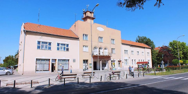 Сутра завршни летњи концерт Фолклорног ансамбла Дома културе Сивац