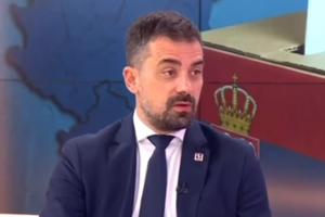 Хаос у опозицији! Алексићев посланик шокирао Србију изјавом о Србима на Косову и Метохији па се пожалио што не може на море!
