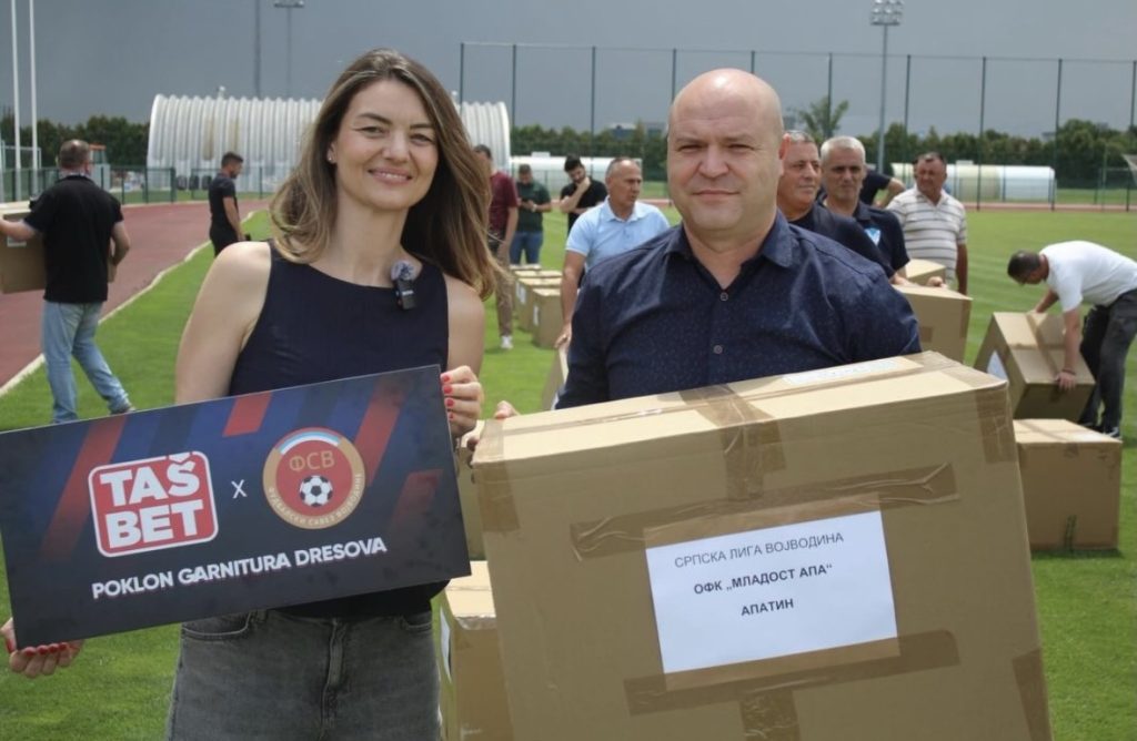 ОФК „Младост“ добио вредну спортску опрему пред нову сезону