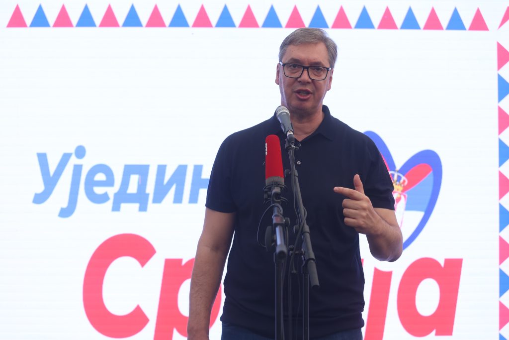Вучић: Од 1. августа снижење цена лекова