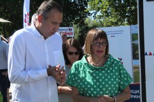 Гојковић: Синергијом свих нивоа власти да решимо питање власништва Фантаста