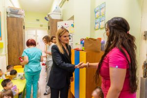 Ђурђевић Стаменковски посетила Центар за заштиту одојчади, деце и омладине у Београду