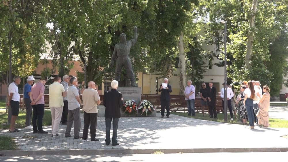 U Kuli obeležen Dan borca i otkrivena bista narodnom heroju Đuri Strugaru