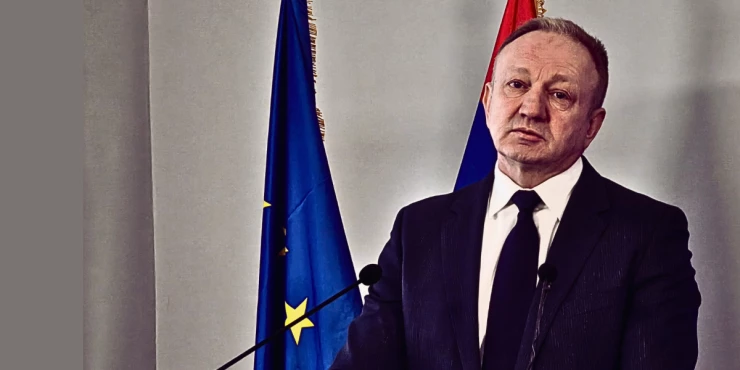 Ко о чему, Ђики о поштењу! Мало би да прича о Србији - а заборавио пљачку од 619 милиона евра (ВИДЕО)