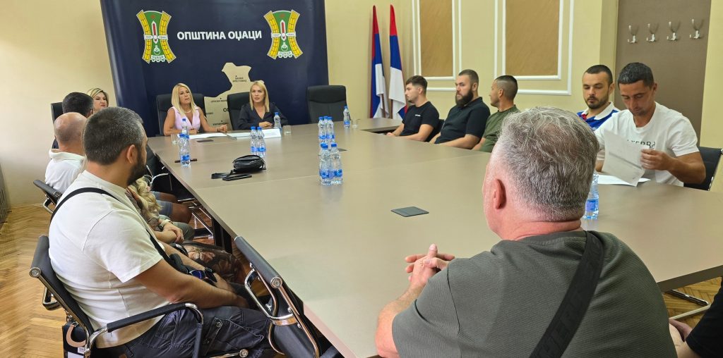 Оџаци: Уручени уговори за подршку за покретање сопственог посла