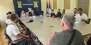 Оџаци: Уручени уговори за подршку за покретање сопственог посла