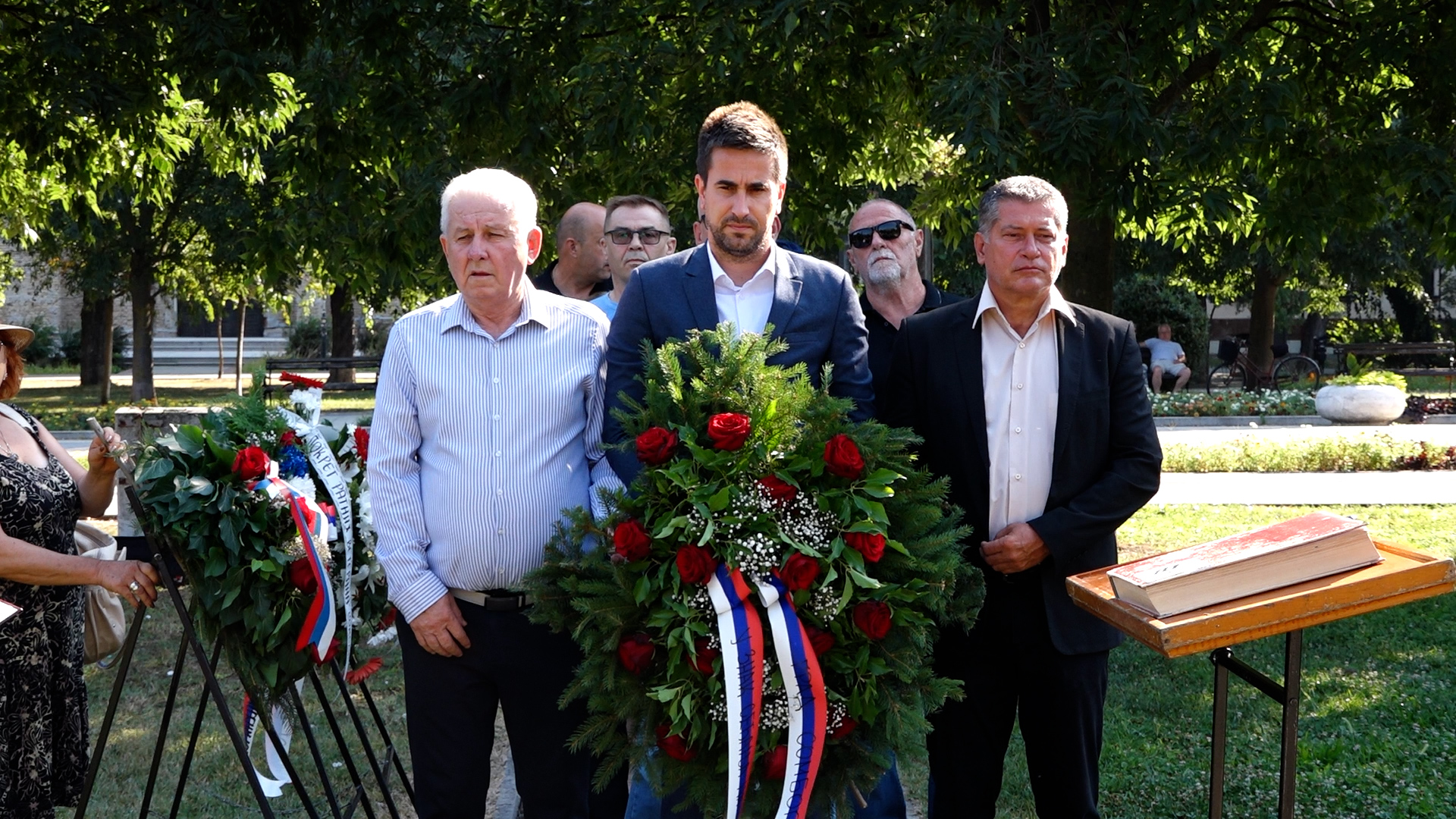 (ФОТО) Сомбор обележио Дан сећања на страдале и прогнане Србе у „Олуји“