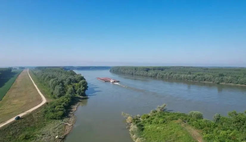 Дунав код Бездана у порасту, водостај виши за 12 центиметара