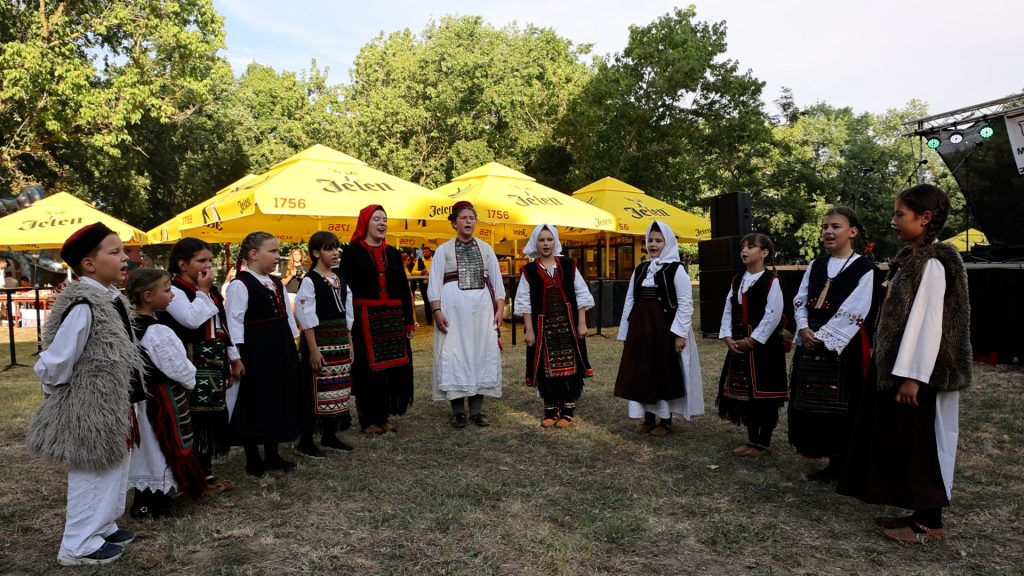 КУД „Царза“ из Апатина отвара врата новим члановима