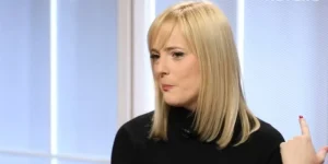 I-to-se-desilo!-Saborci-okrec?u-ledja-Tatalovic?ki-Au-I-ovaj-je-obrisao-pod-sa-tajkunskom-novinarkom-