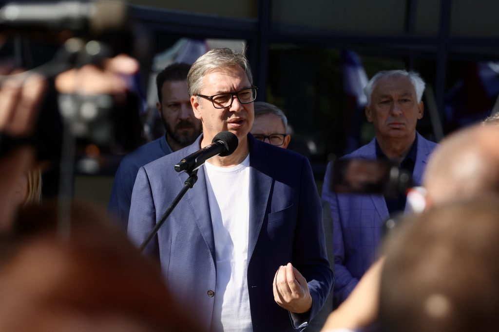 Вучић: Највероватније 11.септембра саопштавамо колико ће бити повећане пензије и плате