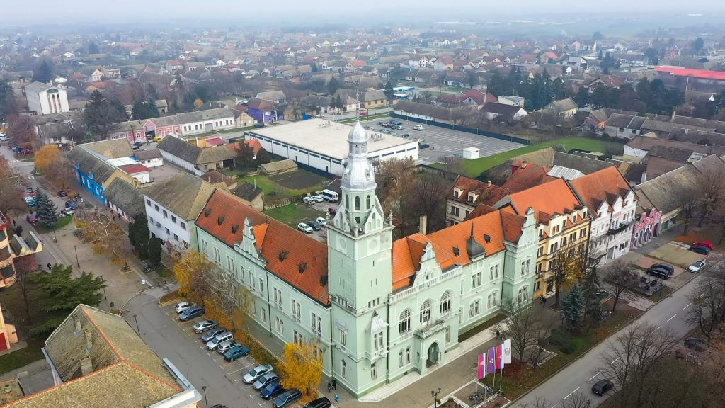 Јуче лекције о одговорности, данас 170 отказа: Где су сада питања „независних“ медија?