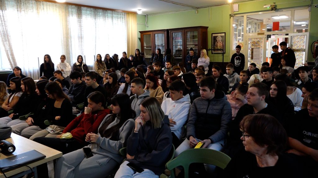 (VIDEO) Somborski srednjoškolci kroz lične priče učili o posledicama saobraćajnih nezgoda
