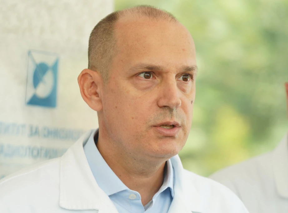 Министарство здравља уручило 20 санитета здравственим центрима широм Србије