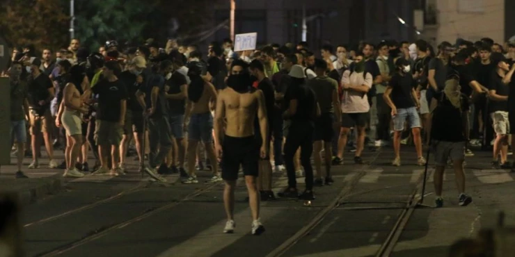 Da li ovakvi treba da vode Srbiju?! Narod zgrožen najnovijim skandalom blokadera (VIDEO)