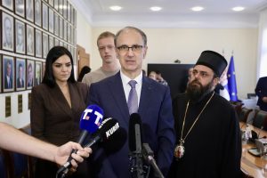 Мацут разговарао са 19 младих Срба из Хрватске који образовање настављају у Србији