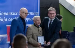 Boračke spomenice Apatin