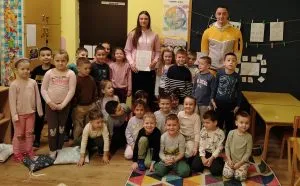 Кроз пројекат „Спорт трофеј“ најмлађи Апатинци упознали свет спорта