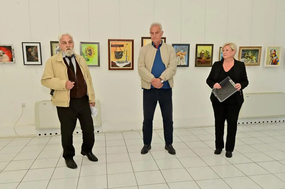 Отворена изложба „Радост живота коју тка кист“ у Кули