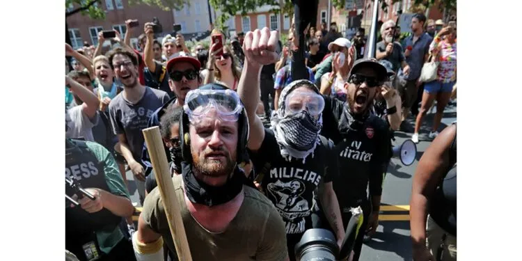 Насиље екстремне левице и Антифе у Немачкој порасло за 43%, а у Србији 187%