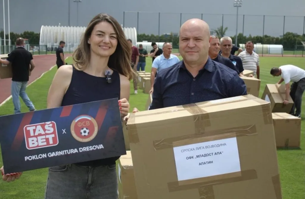 ОФК „Младост“ добио вредну спортску опрему пред нову сезону