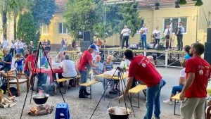 Традиција, гастрономија и музика спојили генерације на „Лемешком котлићу“