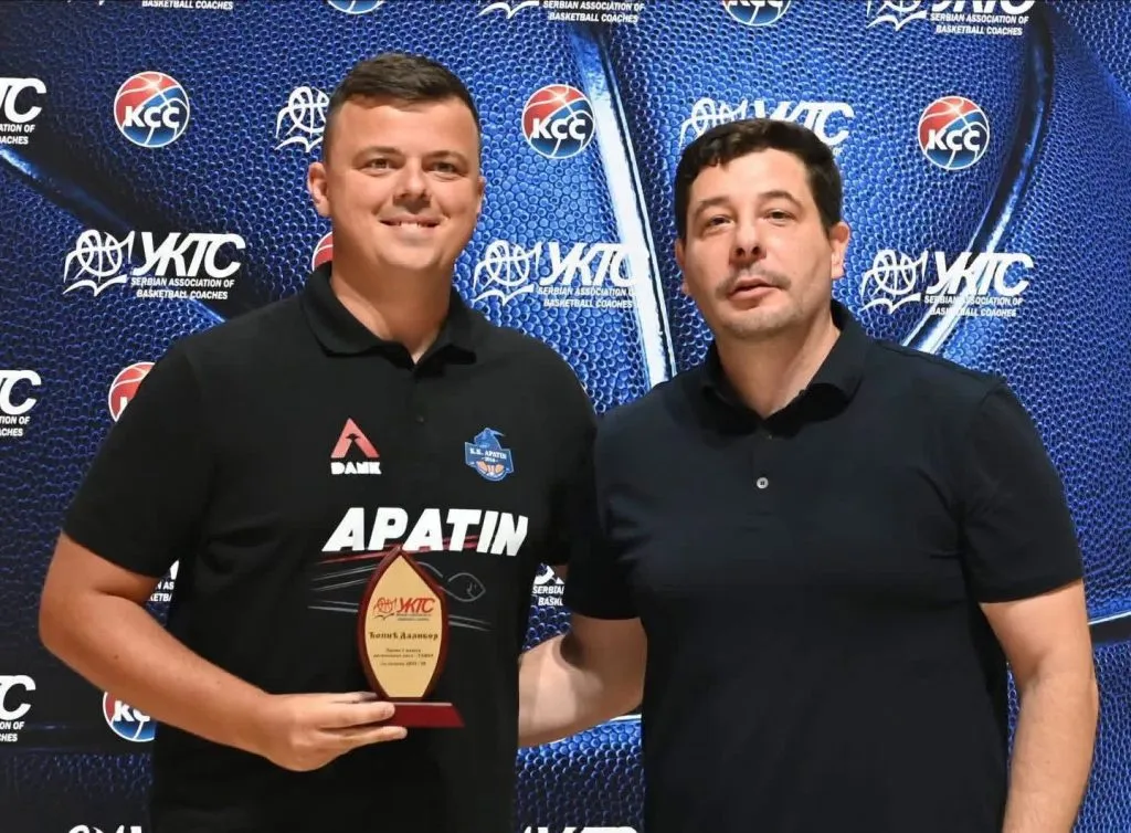 Признање за Далибора Ћопића на јубиларној Кошаркашкој клиници „Душан Ивковић“