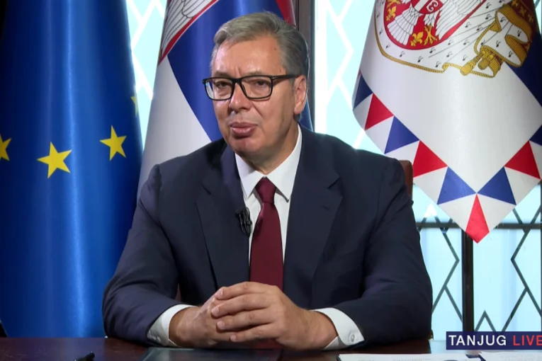 Председник Вучић расписао парламентарне изборе за 25. октобар!