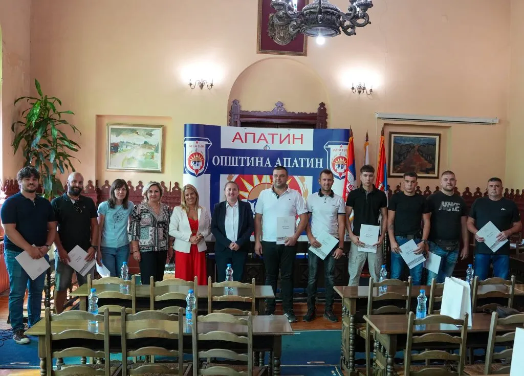 Десет Апатинаца добило субвенције за покретање сопственог посла