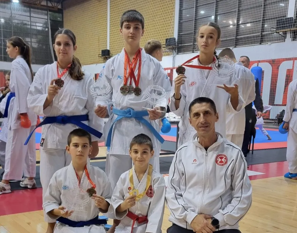 Šest medalja za karatiste „Dušana Staničkova“ na Kupu prijateljstva u Novom Sadu