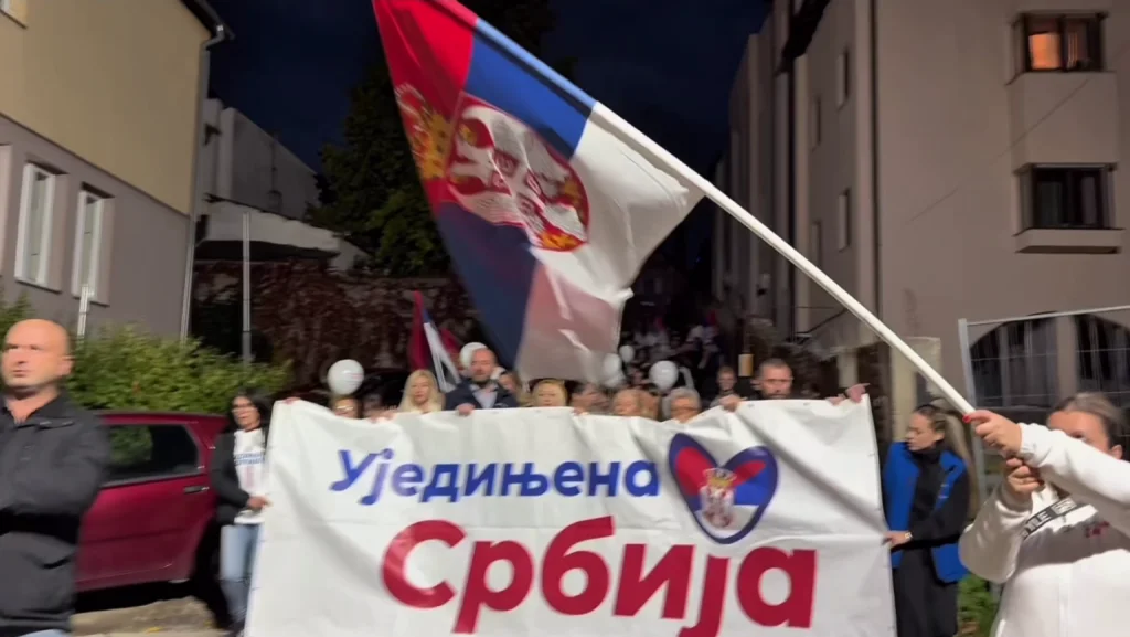 Narod iz Sremskih Karlovaca izašao da podrži Vučića: Skup liste „Aleksandar Vučić – Ujedinjena Srbija“