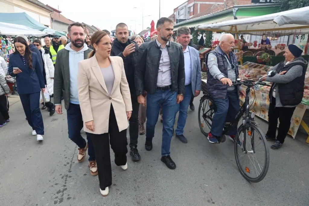 Отворена традиционална Футошка купусијада, присуствовали Павков, Гојковић и Мићин