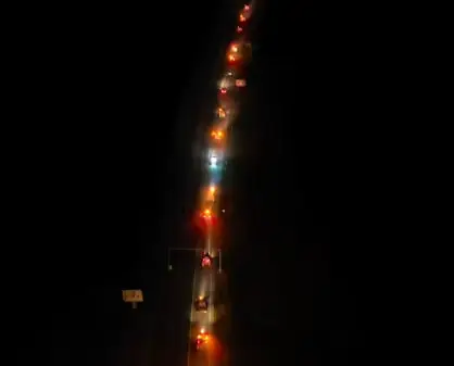 (VIDEO)-ZAGRMEO-I-BANAT!-POLJOPRIVREDNICI-IZ-ZRENJANINA-KRENULI-ZA-NOVI-SAD-Nepregledne-kolone-traktora-na-putu-ka-velikom-skupu-?Ujedinjene-Srbije"-