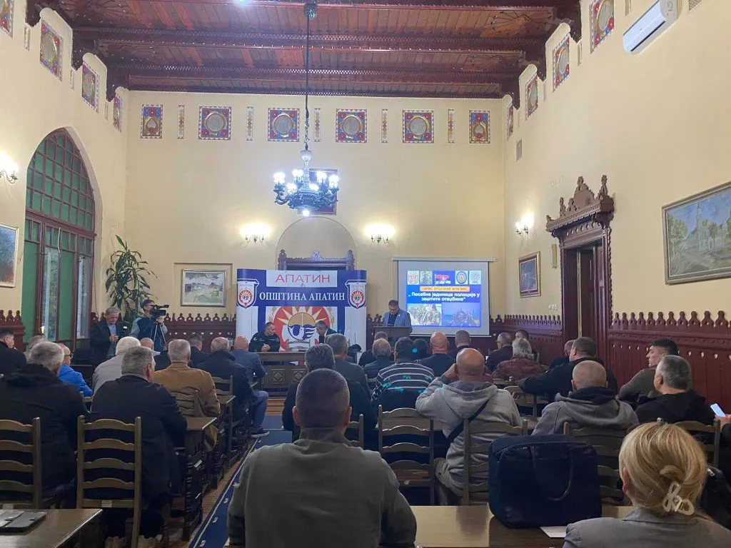 Трибином и изложбом сачувано сећање на припаднике Посебних јединица полиције